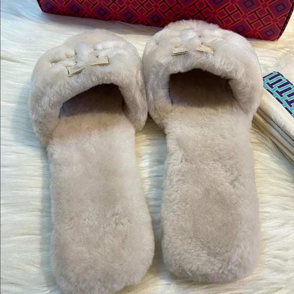 ❌SOLD❌💕BRANDNEW TORY BURCH T SLIDE💕 - Picture 4 of 6